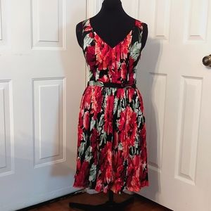 White House Black Market Dress with pockets!!!